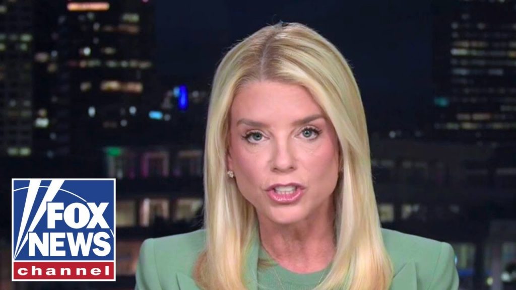 Bondi BLASTS mayor, threatens to take away federal funding Bondi BLASTS mayor, threatens to take away federal funding