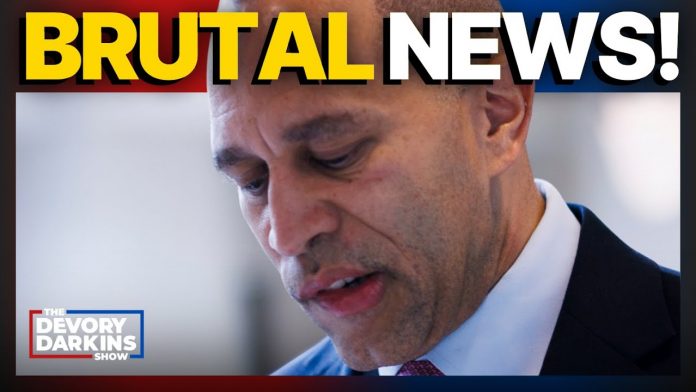 Trump drops BRUTAL NEWS for Congress after Hakeem Jeffries suffers HUMILIATING SETBACK