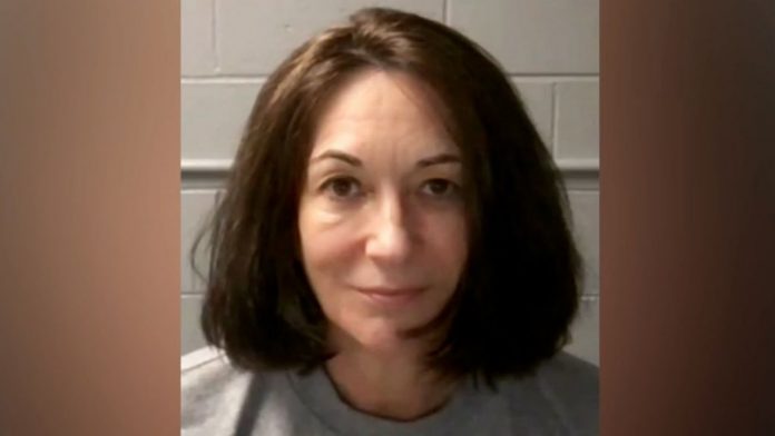 Maxwell Goes Public: Epstein Wasn't Alone, He Had at Least 25 'Accomplices'